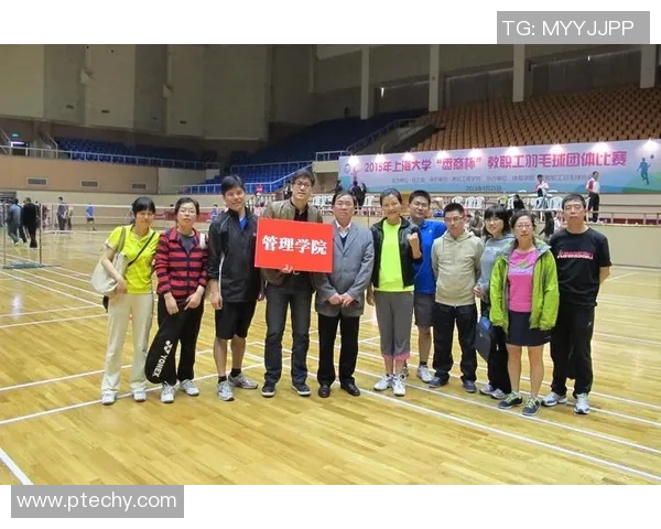 广州羽毛球队团队协作深度解析与其他球队的对比研究