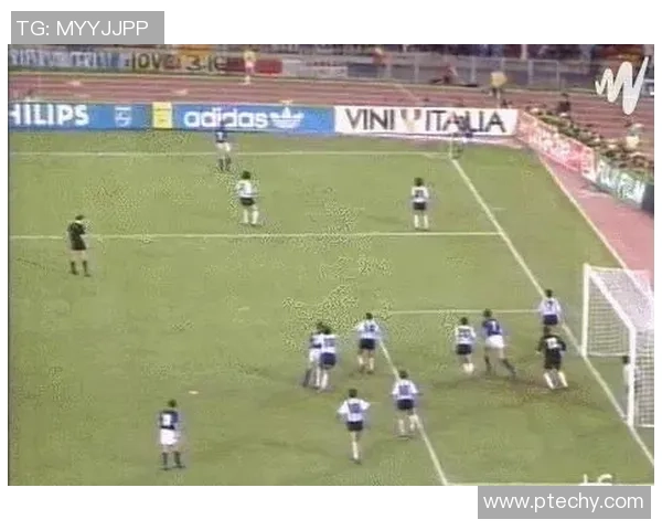 足球明星绰号射门机器的传奇故事与辉煌成就解析